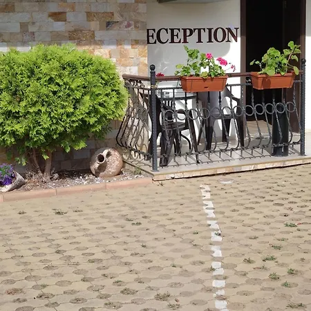 Aparthotel созополски перли 3*