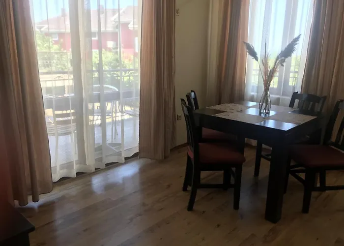 Hotel apartamentowy созополски перли 3*